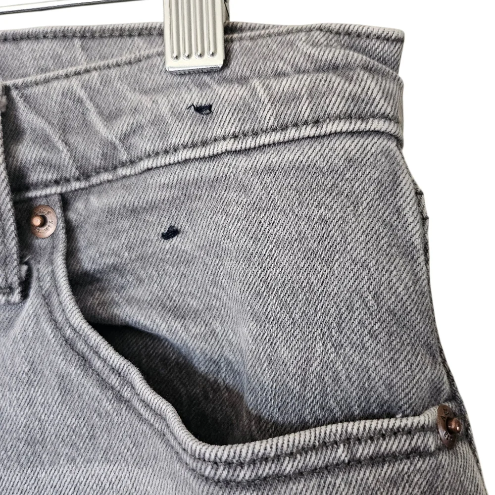 Abercrombie & Fitch Curve Love 90s Straight Ultra High Rise Jeans, Gray, 27/4 - Picture 6 of 10